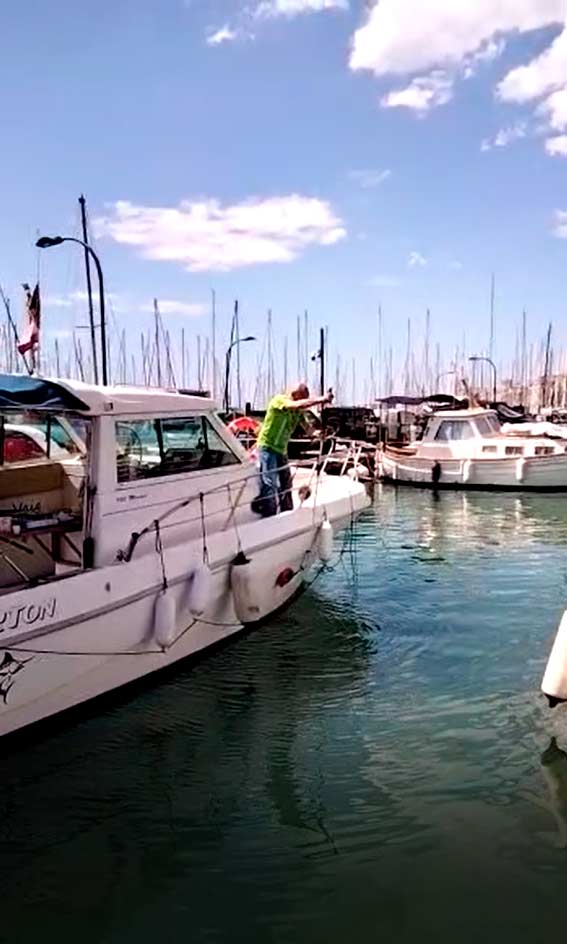 SISTEMA LIMPIEZA BARCOS