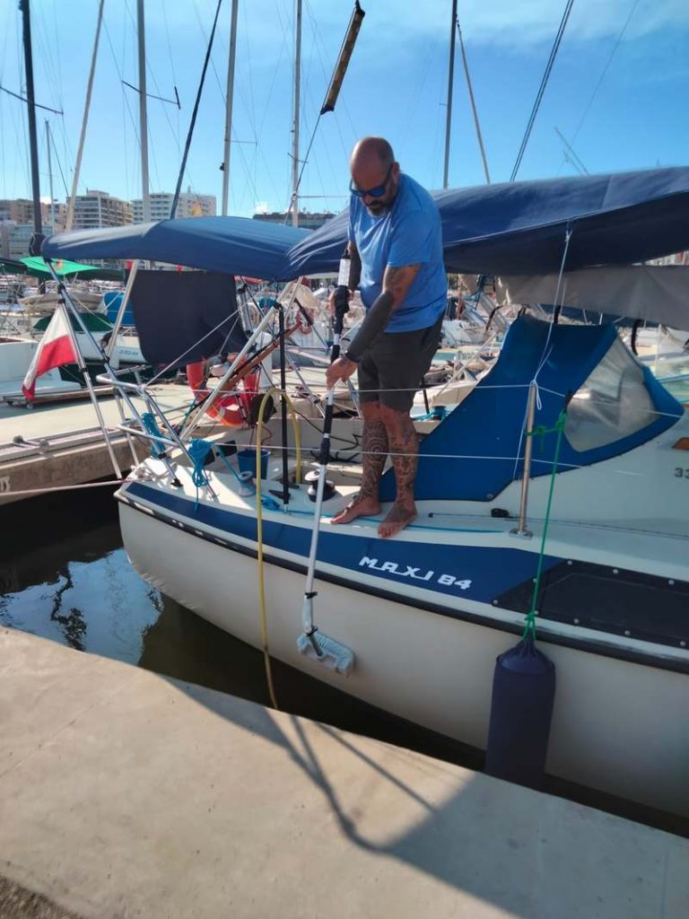 SISTEMA LIMPIEZA BARCOS